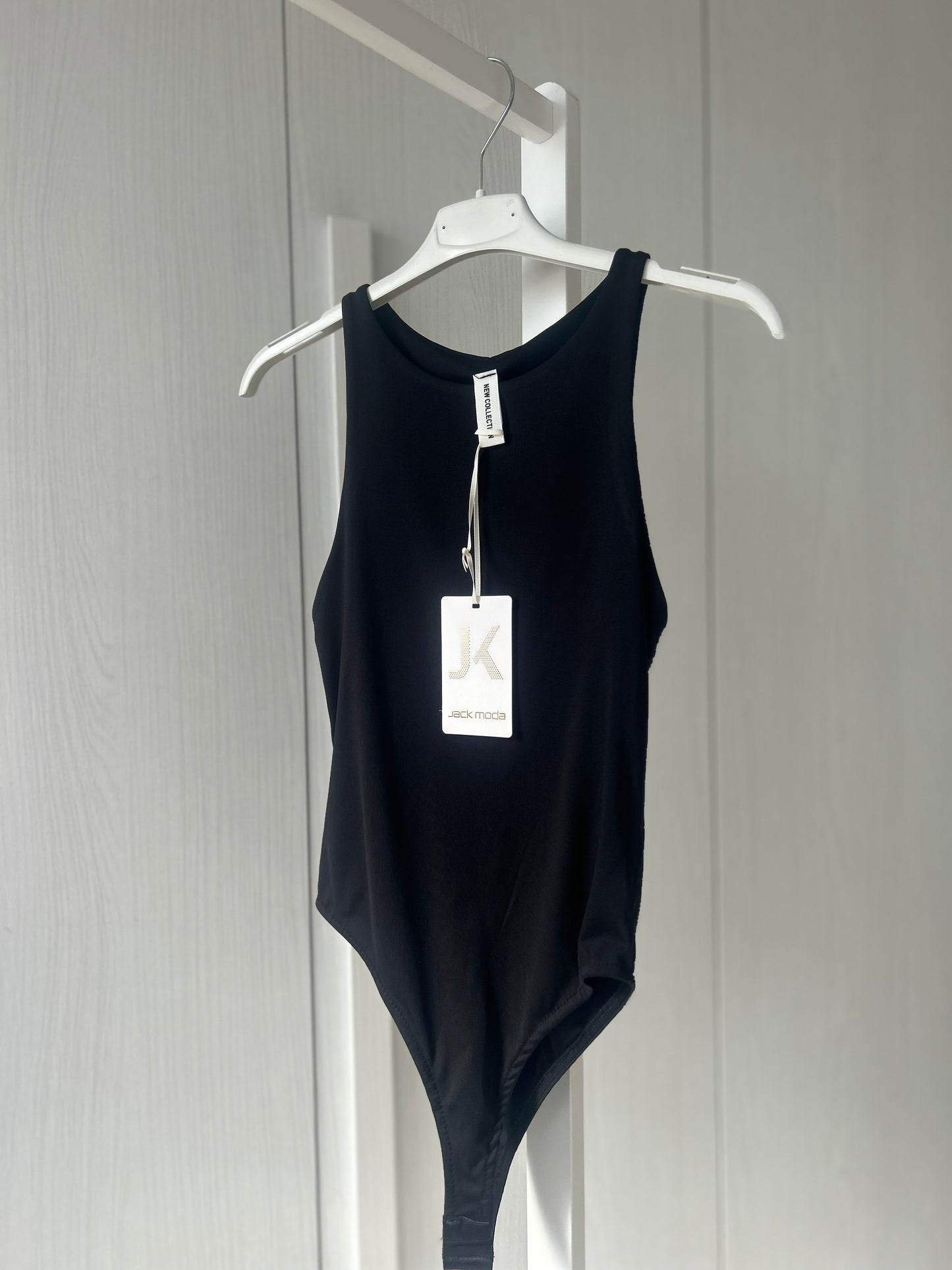 BODY SLIM FIT