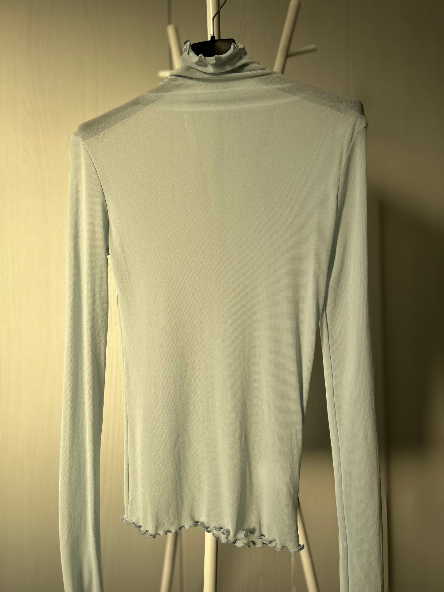 MAGLIA VELATA CON ARRICCIATURA