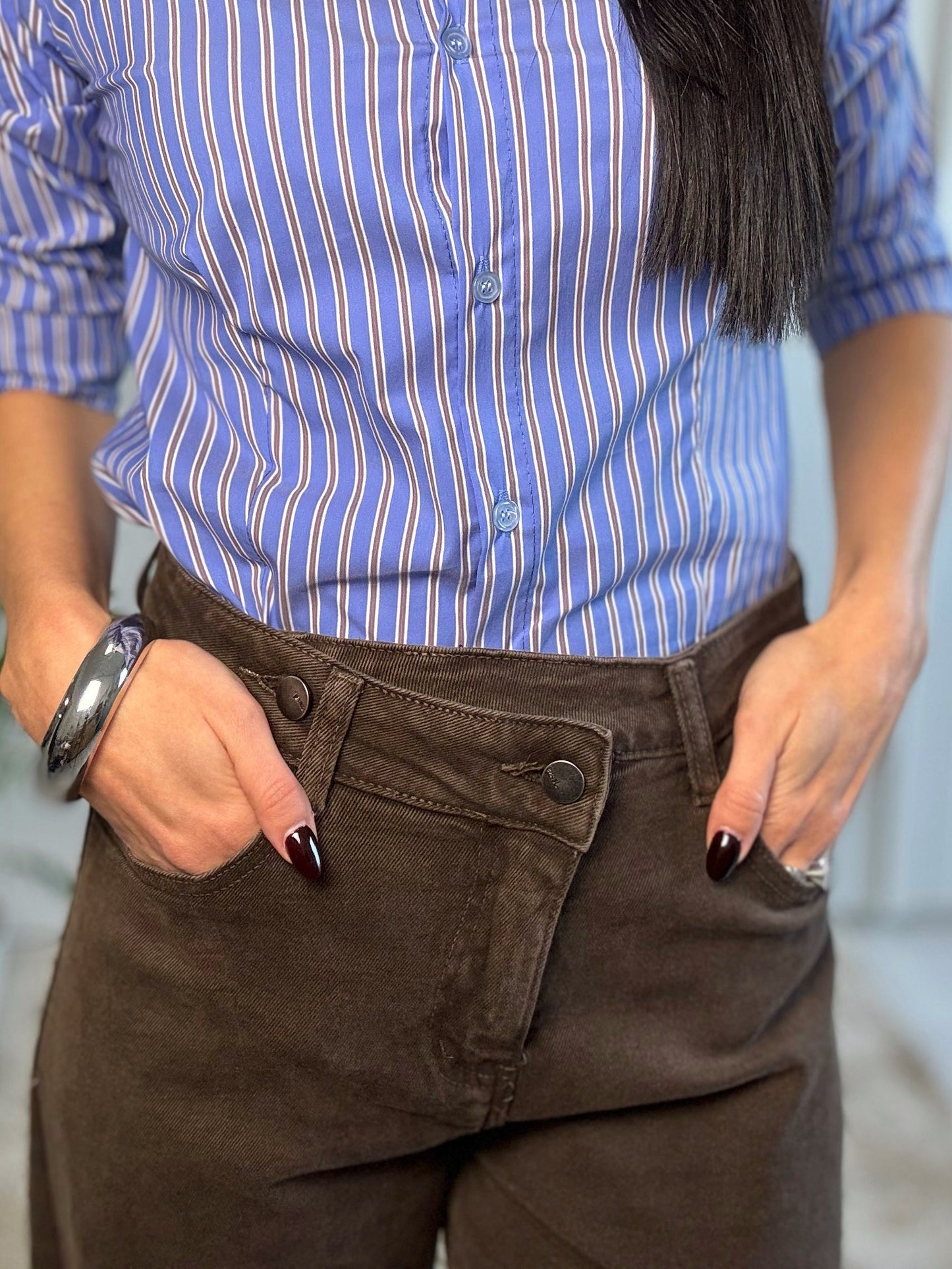 JEANS “CROSS BROW”