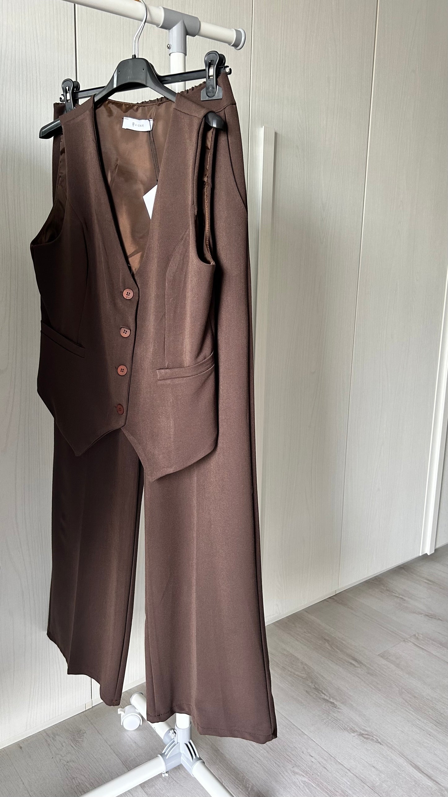 COMPLETO GILET E PANTALONE