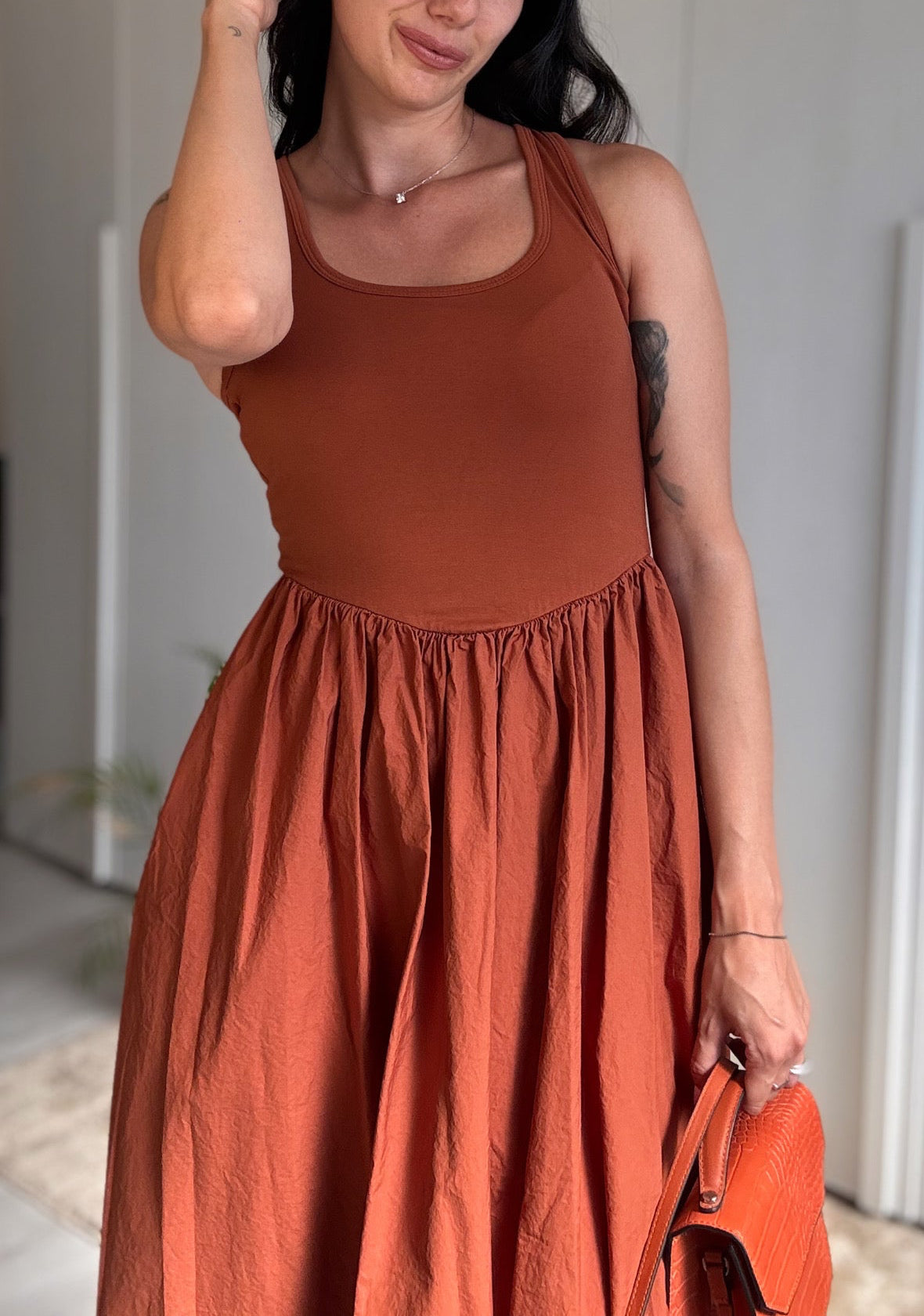 ABITO “ARIA”