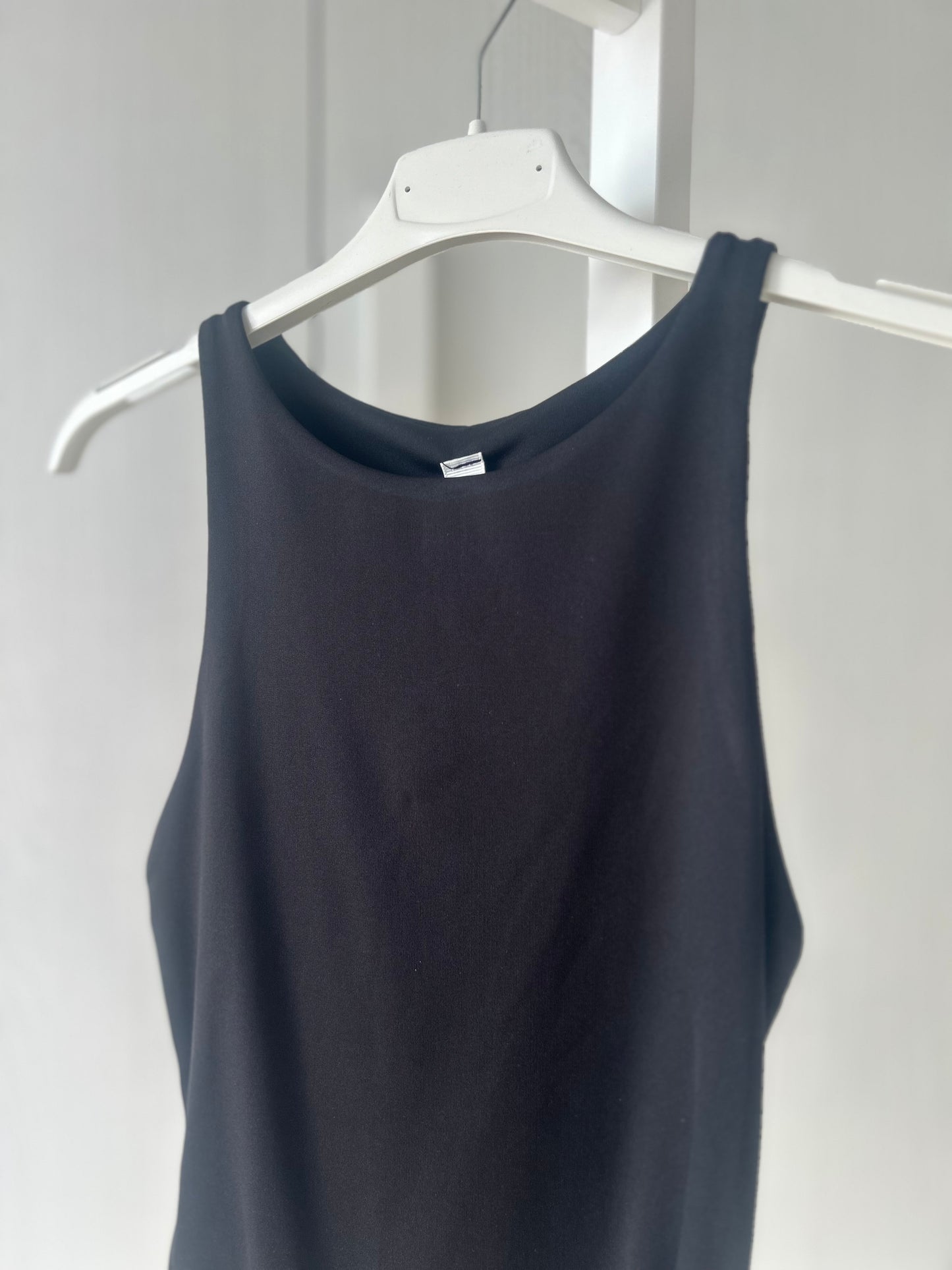 BODY SLIM FIT